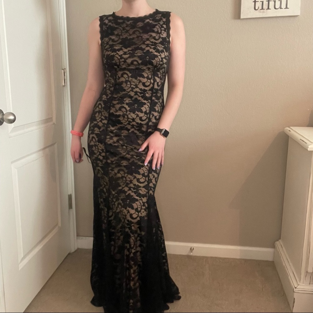 Black and Nude Lace Backless Prom Dress